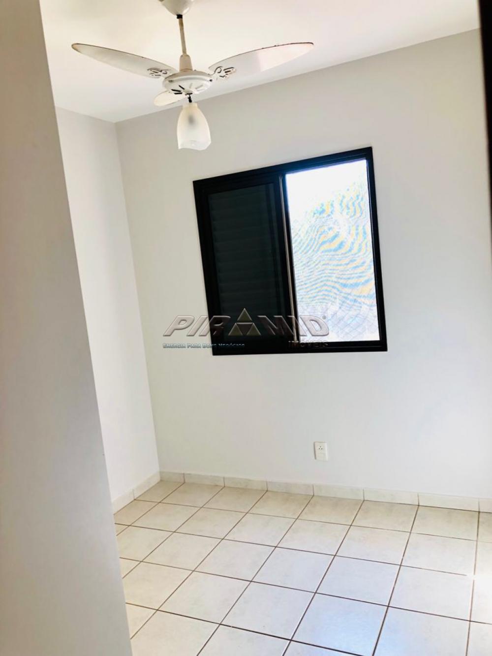 Alugar Apartamento / Padr&atilde;o em Ribeir&atilde;o Preto R$ 1.250,00 - Foto 12