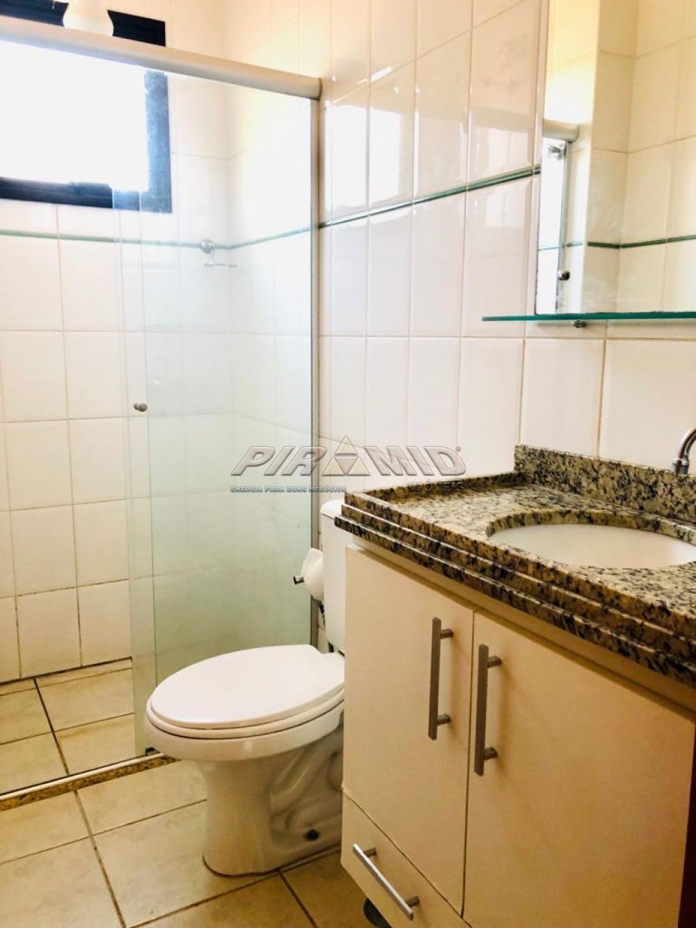Alugar Apartamento / Padr&atilde;o em Ribeir&atilde;o Preto R$ 1.250,00 - Foto 17