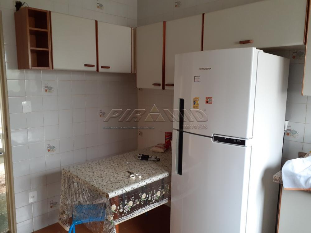 Alugar Apartamento / Padr&atilde;o em Ribeir&atilde;o Preto R$ 950,00 - Foto 13