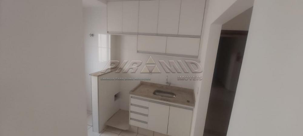 Alugar Apartamento / Padr&atilde;o em Ribeir&atilde;o Preto R$ 1.350,00 - Foto 12