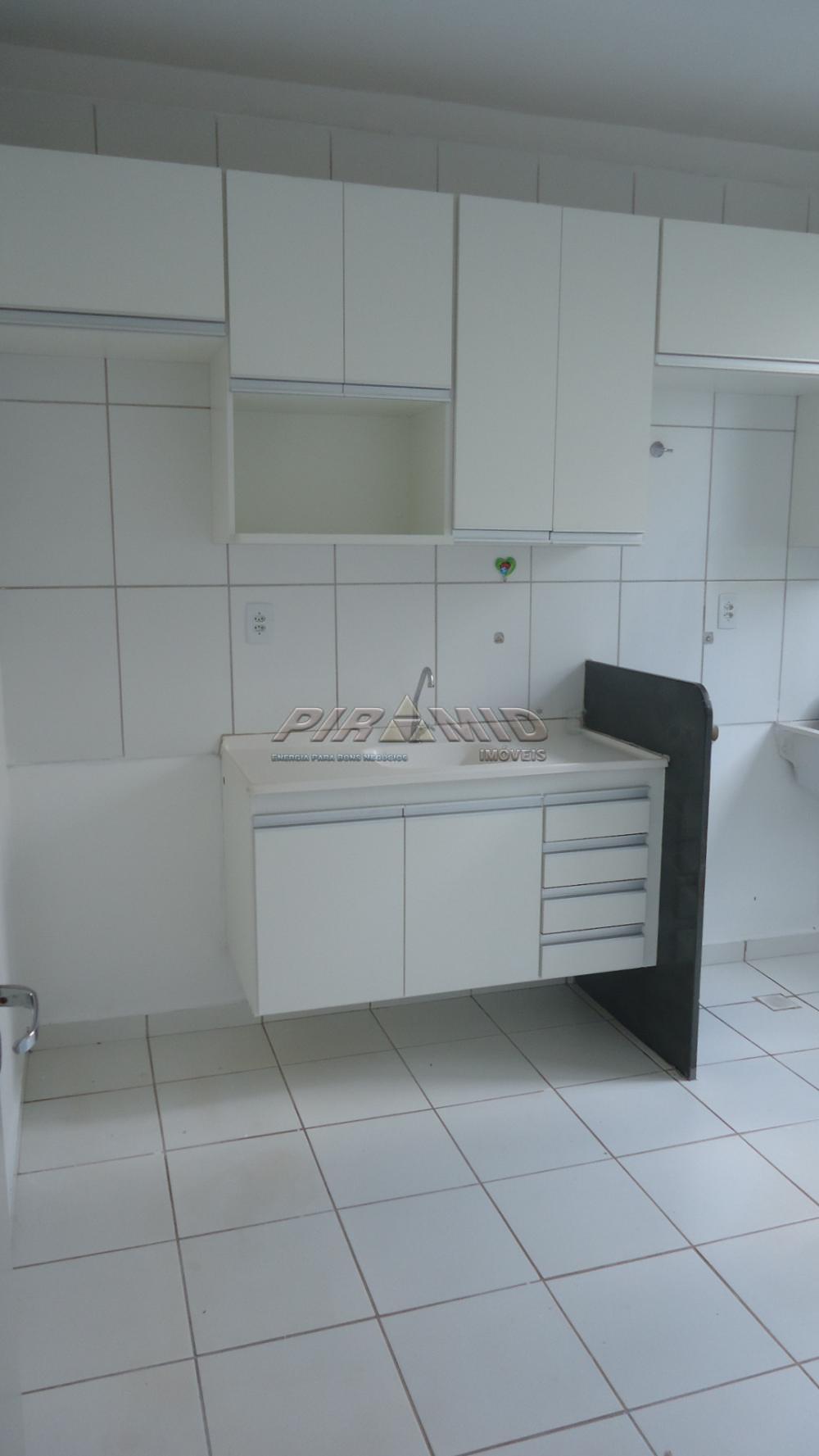 Alugar Apartamento / Padr&atilde;o em Ribeir&atilde;o Preto R$ 1.100,00 - Foto 5