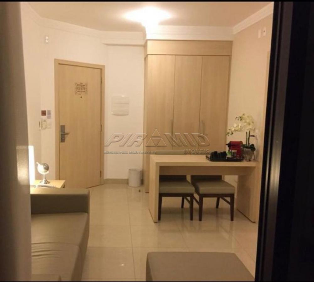 Alugar Apartamento / Padr&atilde;o em Ribeir&atilde;o Preto R$ 2.500,00 - Foto 4