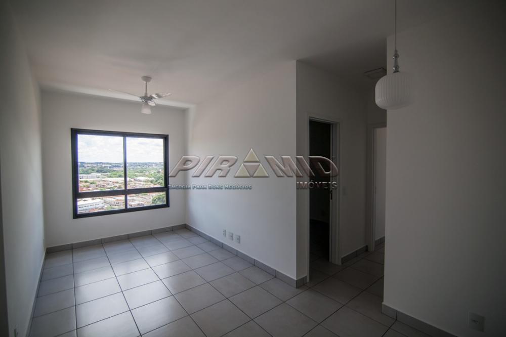 Alugar Apartamento / Padr&atilde;o em Ribeir&atilde;o Preto R$ 800,00 - Foto 1