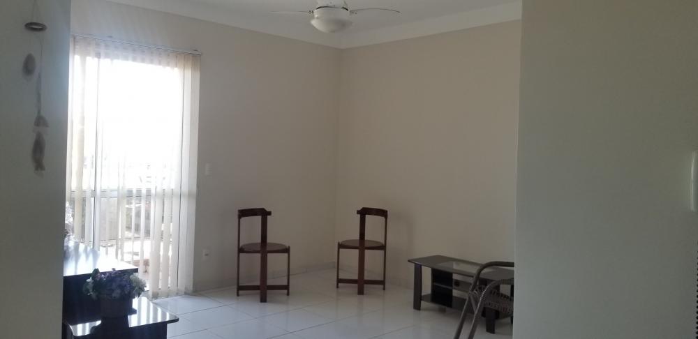 Alugar Apartamento / Padr&atilde;o em Ribeir&atilde;o Preto R$ 1.600,00 - Foto 4