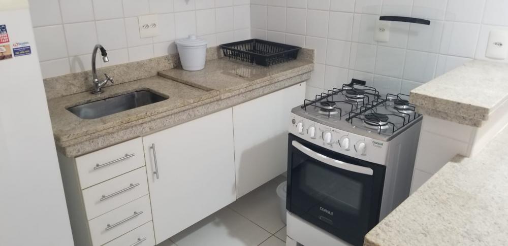 Alugar Apartamento / Padr&atilde;o em Ribeir&atilde;o Preto R$ 1.600,00 - Foto 11