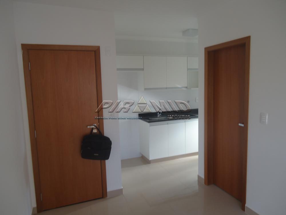 Alugar Apartamento / Padr&atilde;o em Ribeir&atilde;o Preto R$ 1.850,00 - Foto 3