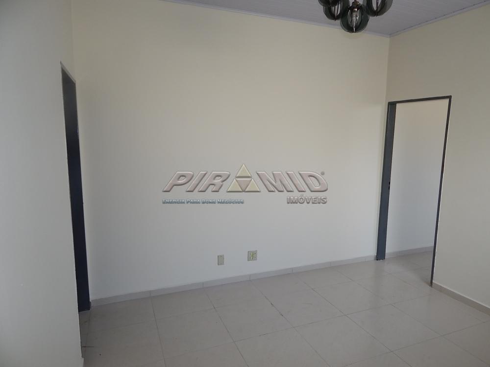 Alugar Casa / Padr&atilde;o em Ribeir&atilde;o Preto R$ 1.250,00 - Foto 2