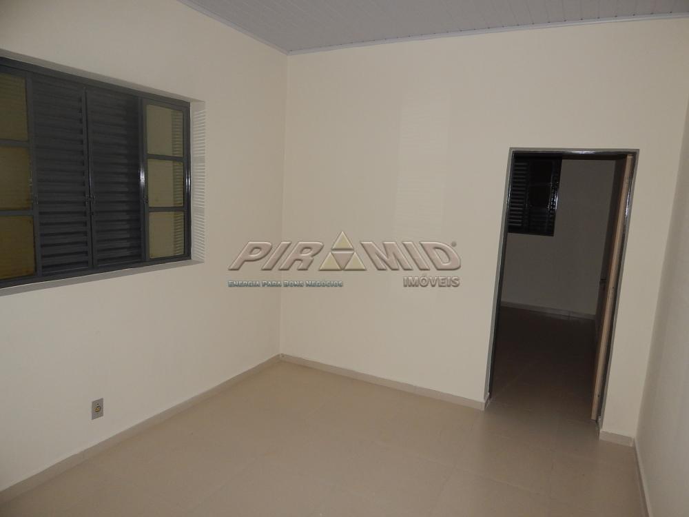 Alugar Casa / Padr&atilde;o em Ribeir&atilde;o Preto R$ 1.250,00 - Foto 9