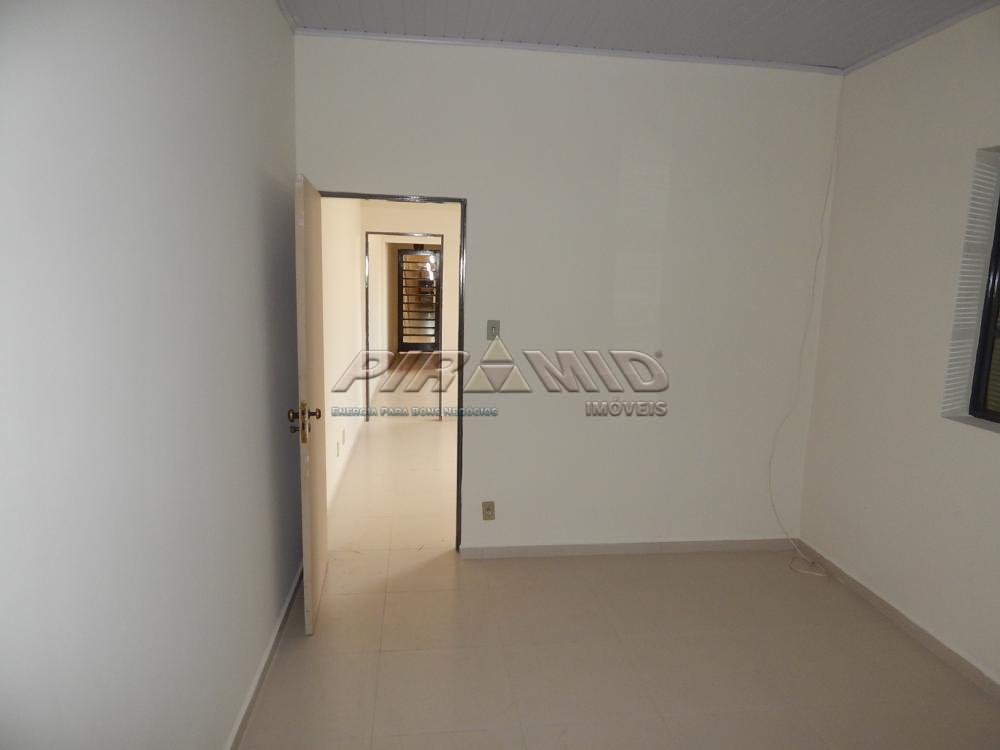 Alugar Casa / Padr&atilde;o em Ribeir&atilde;o Preto R$ 1.250,00 - Foto 10
