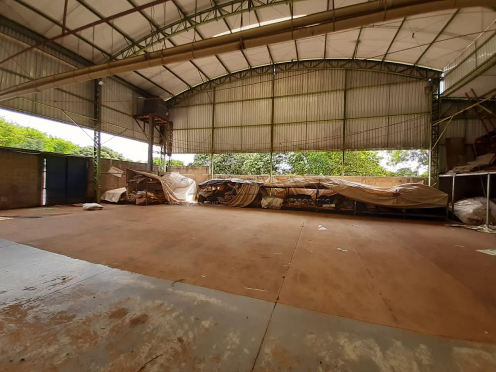 Alugar Comercial / Galp&atilde;o  Barrac&atilde;o em Ribeir&atilde;o Preto R$ 30.000,00 - Foto 31