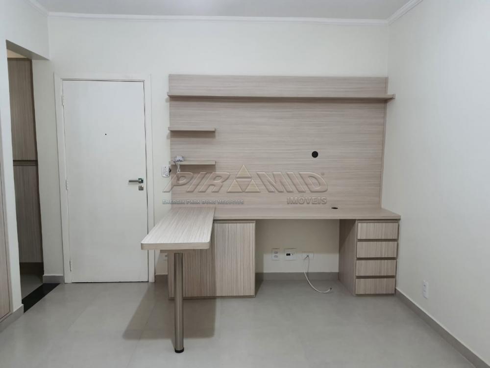 Alugar Apartamento / Padr&atilde;o em Ribeir&atilde;o Preto R$ 880,00 - Foto 1