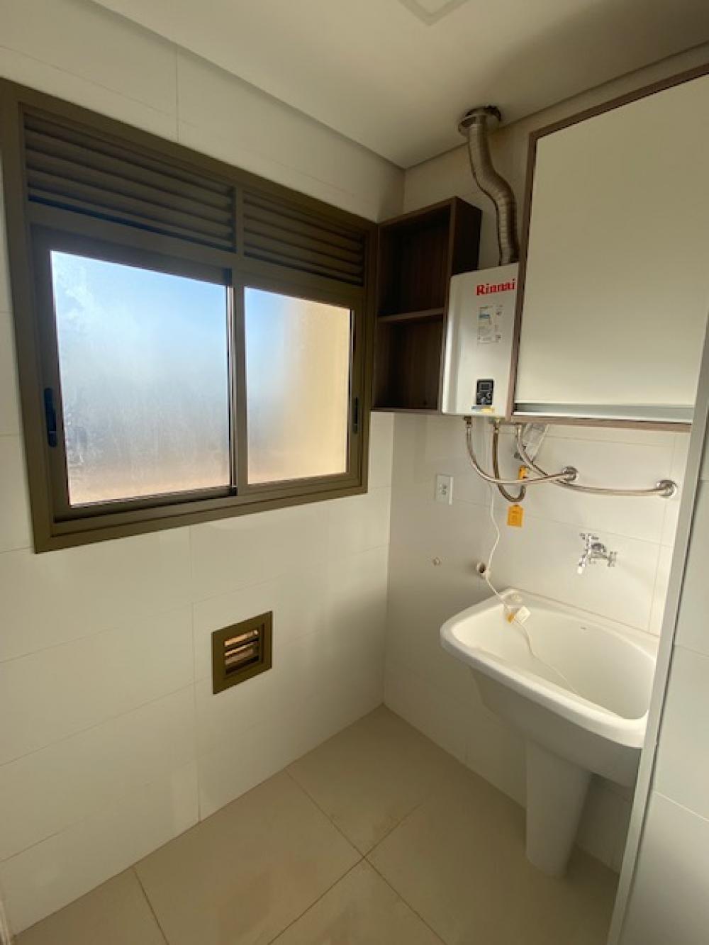 Alugar Apartamento / Padr&atilde;o em Ribeir&atilde;o Preto R$ 3.500,00 - Foto 16