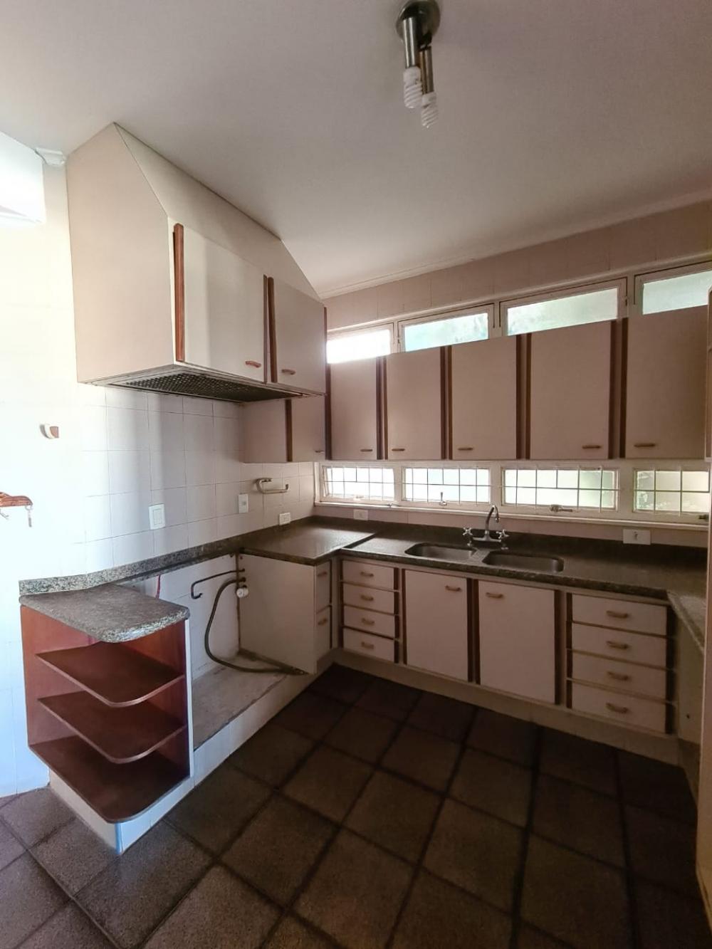 Alugar Casa / Padr&atilde;o em Ribeir&atilde;o Preto R$ 6.000,00 - Foto 14