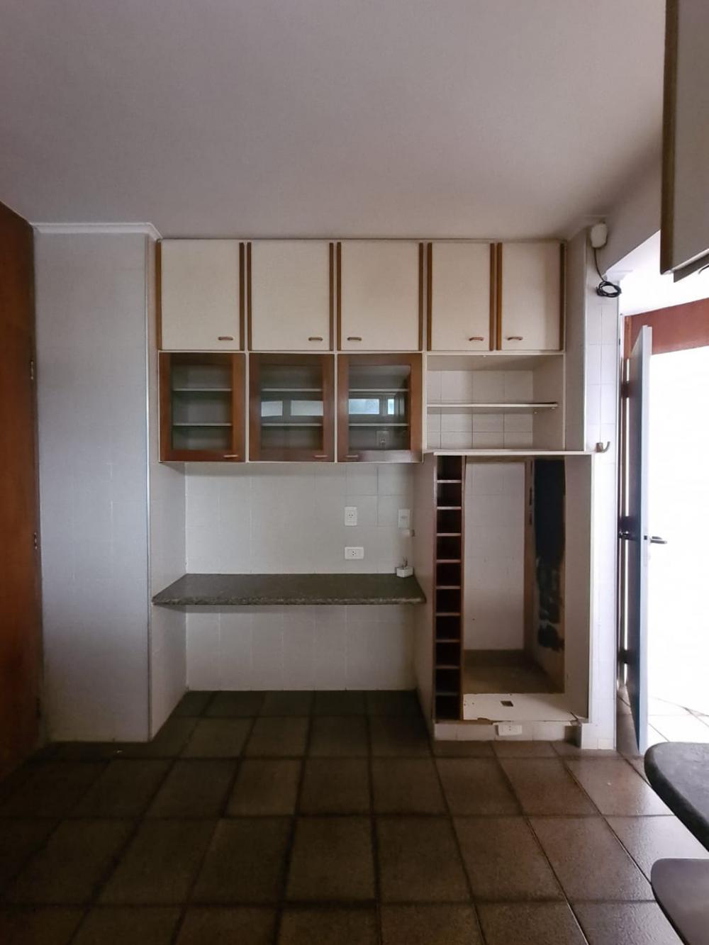 Alugar Casa / Padr&atilde;o em Ribeir&atilde;o Preto R$ 6.000,00 - Foto 15