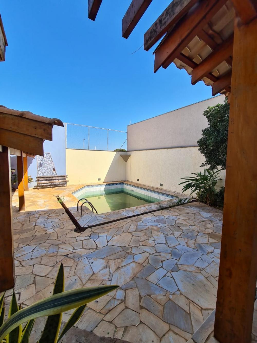 Alugar Casa / Padr&atilde;o em Ribeir&atilde;o Preto R$ 6.000,00 - Foto 25