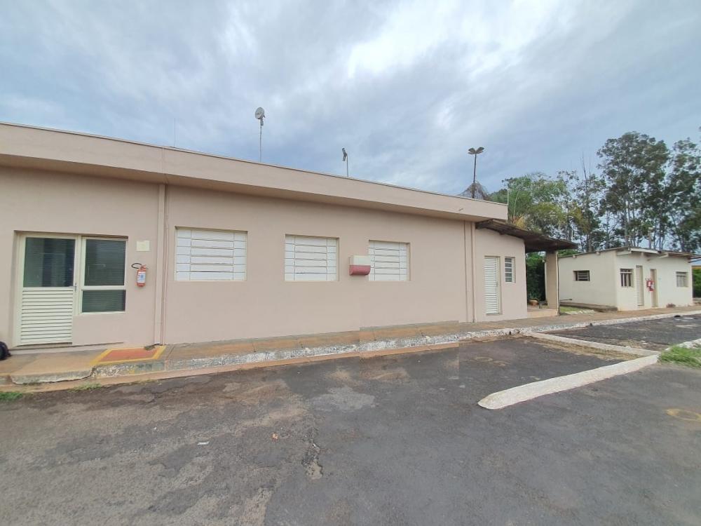 Alugar Comercial / Sal&atilde;o em Ribeir&atilde;o Preto R$ 4.000,00 - Foto 2