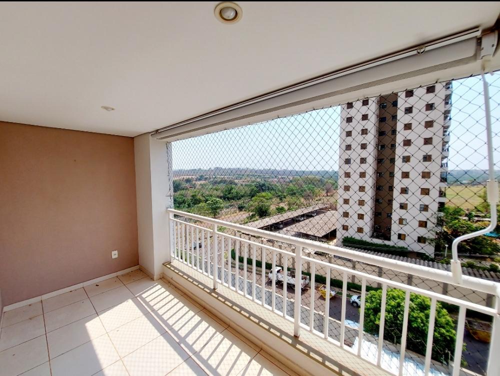 Alugar Apartamento / Padr&atilde;o em Ribeir&atilde;o Preto R$ 3.000,00 - Foto 4