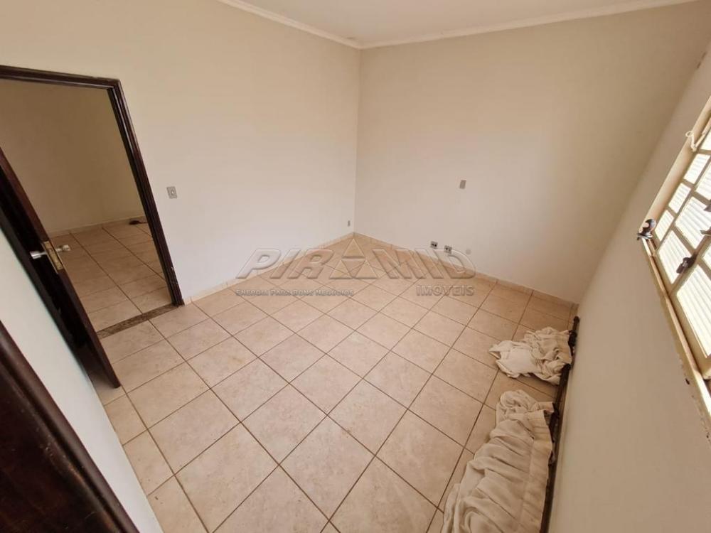 Alugar Casa / Padr&atilde;o em Ribeir&atilde;o Preto R$ 1.900,00 - Foto 3