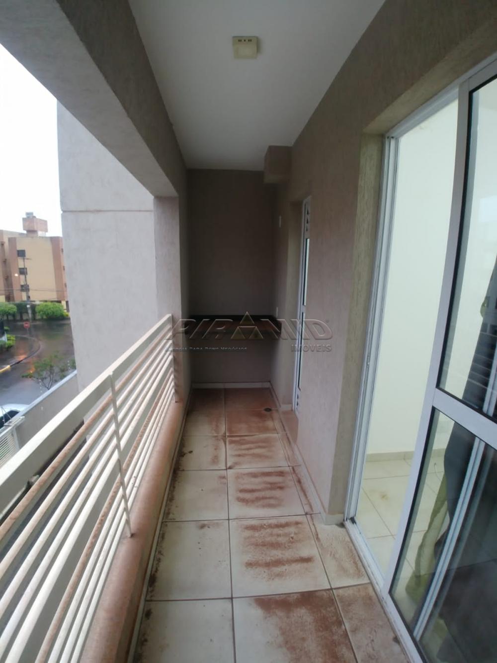 Alugar Apartamento / Padr&atilde;o em Ribeir&atilde;o Preto R$ 750,00 - Foto 3