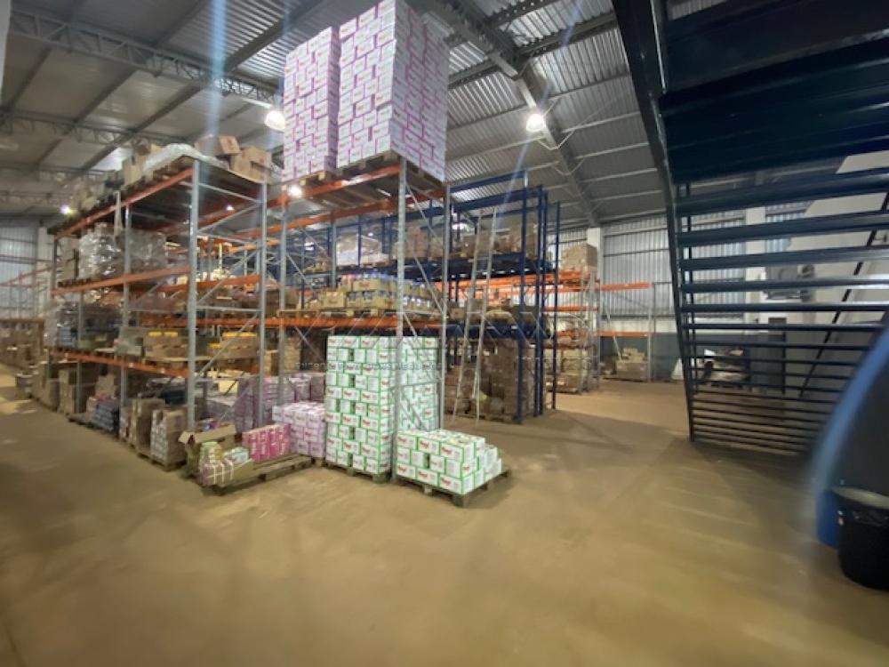 Alugar Comercial / Galp&atilde;o  Barrac&atilde;o em Jardin&oacute;polis R$ 27.000,00 - Foto 12