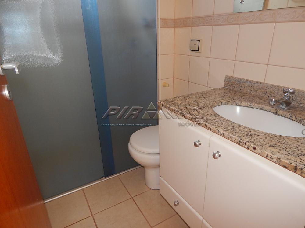 Alugar Apartamento / Padr&atilde;o em Ribeir&atilde;o Preto R$ 1.300,00 - Foto 5