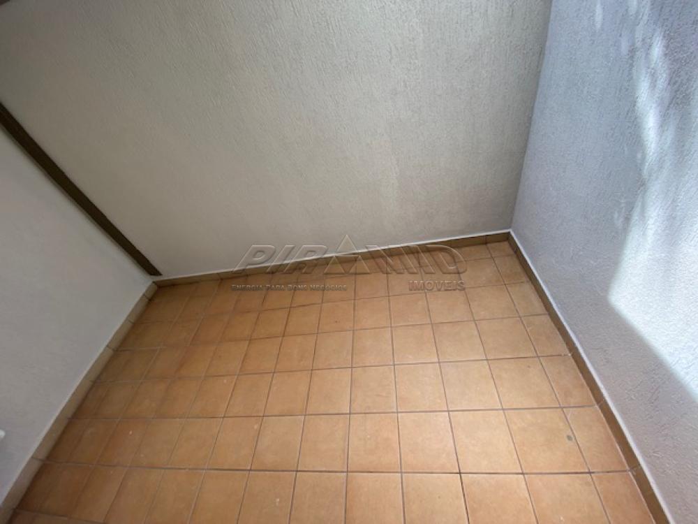 Alugar Apartamento / Padr&atilde;o em Ribeir&atilde;o Preto R$ 850,00 - Foto 2