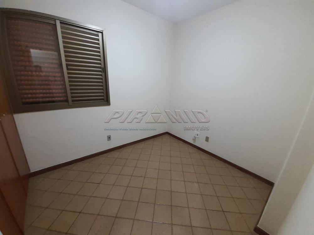 Alugar Apartamento / Padr&atilde;o em Ribeir&atilde;o Preto R$ 1.600,00 - Foto 13
