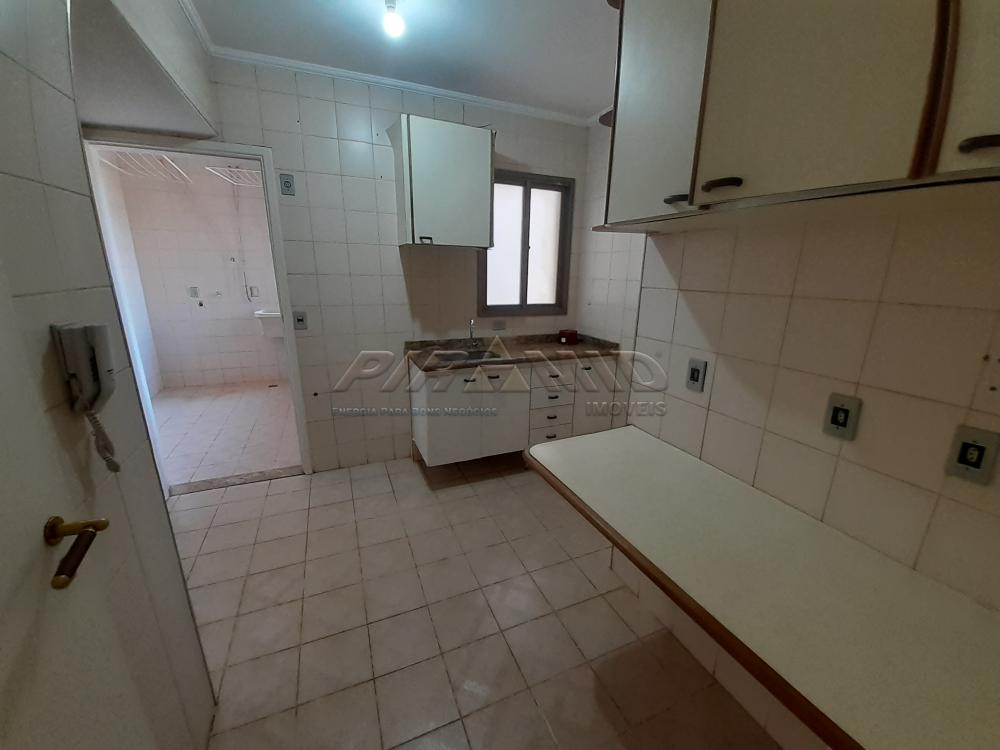 Alugar Apartamento / Padr&atilde;o em Ribeir&atilde;o Preto R$ 1.600,00 - Foto 16