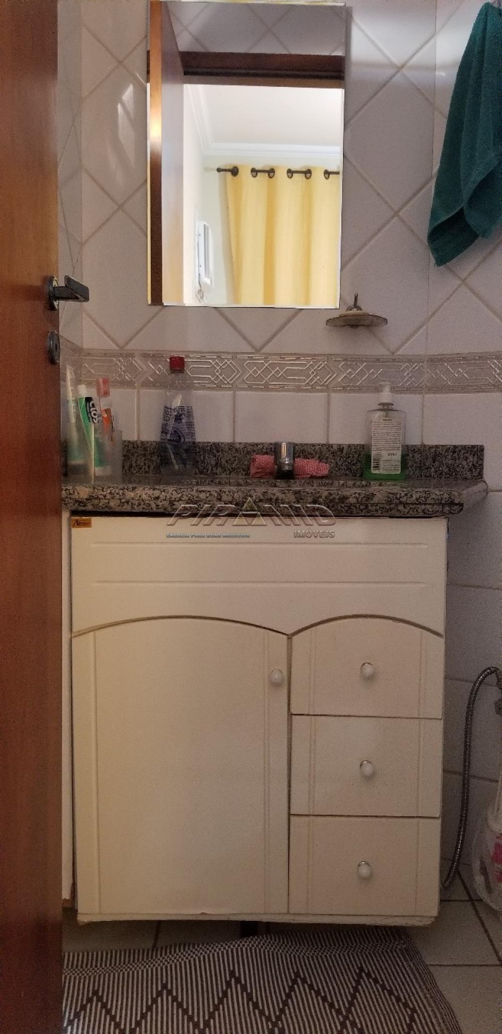 Alugar Apartamento / Padr&atilde;o em Ribeir&atilde;o Preto R$ 600,00 - Foto 14