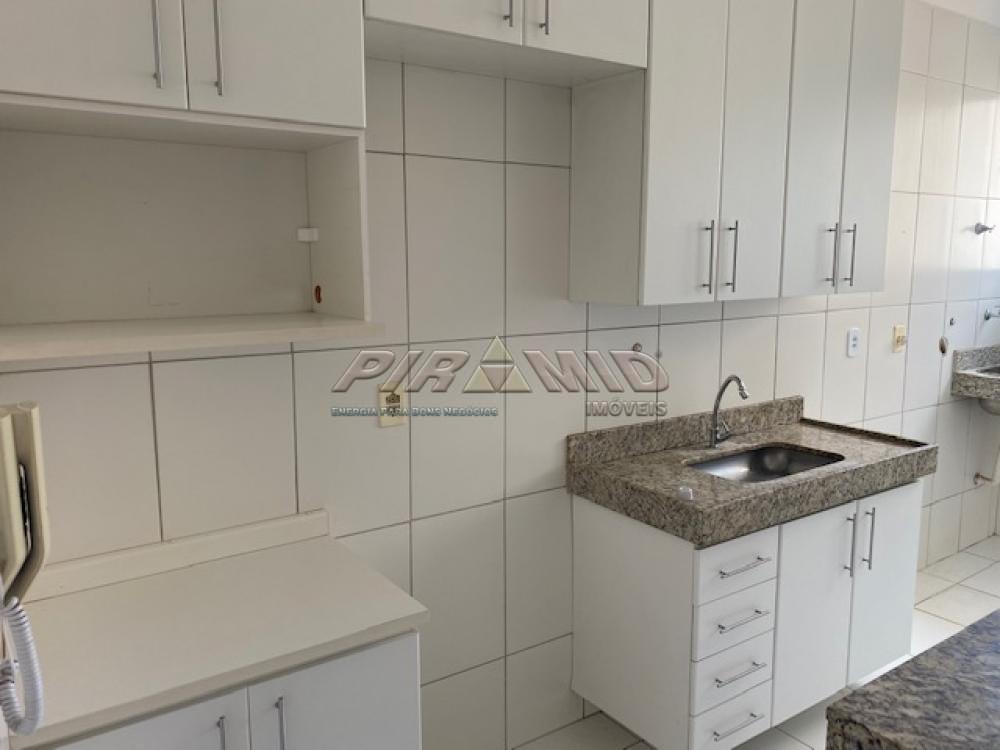 Alugar Apartamento / Padr&atilde;o em Ribeir&atilde;o Preto R$ 1.450,00 - Foto 3