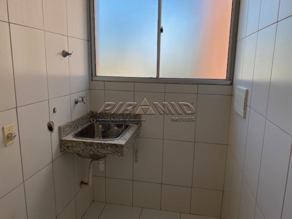 Alugar Apartamento / Padr&atilde;o em Ribeir&atilde;o Preto R$ 1.450,00 - Foto 12
