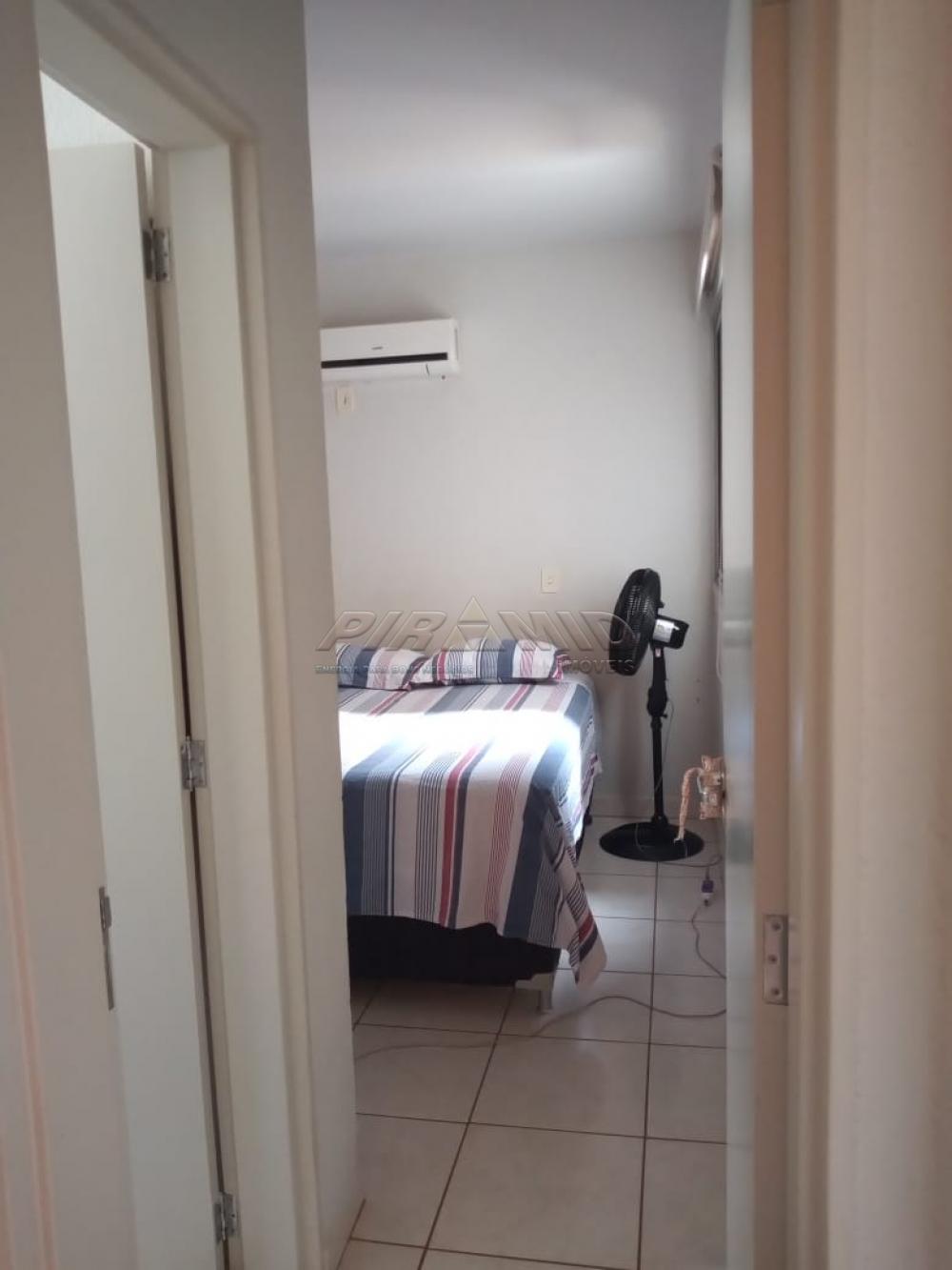 Alugar Apartamento / Padr&atilde;o em Ribeir&atilde;o Preto R$ 1.100,00 - Foto 2