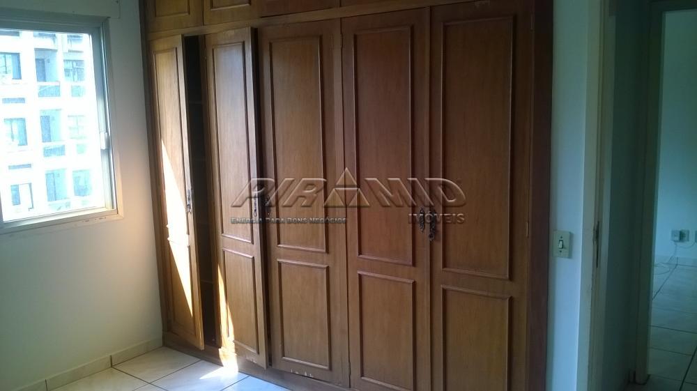 Alugar Apartamento / Padr&atilde;o em Ribeir&atilde;o Preto R$ 1.000,00 - Foto 6