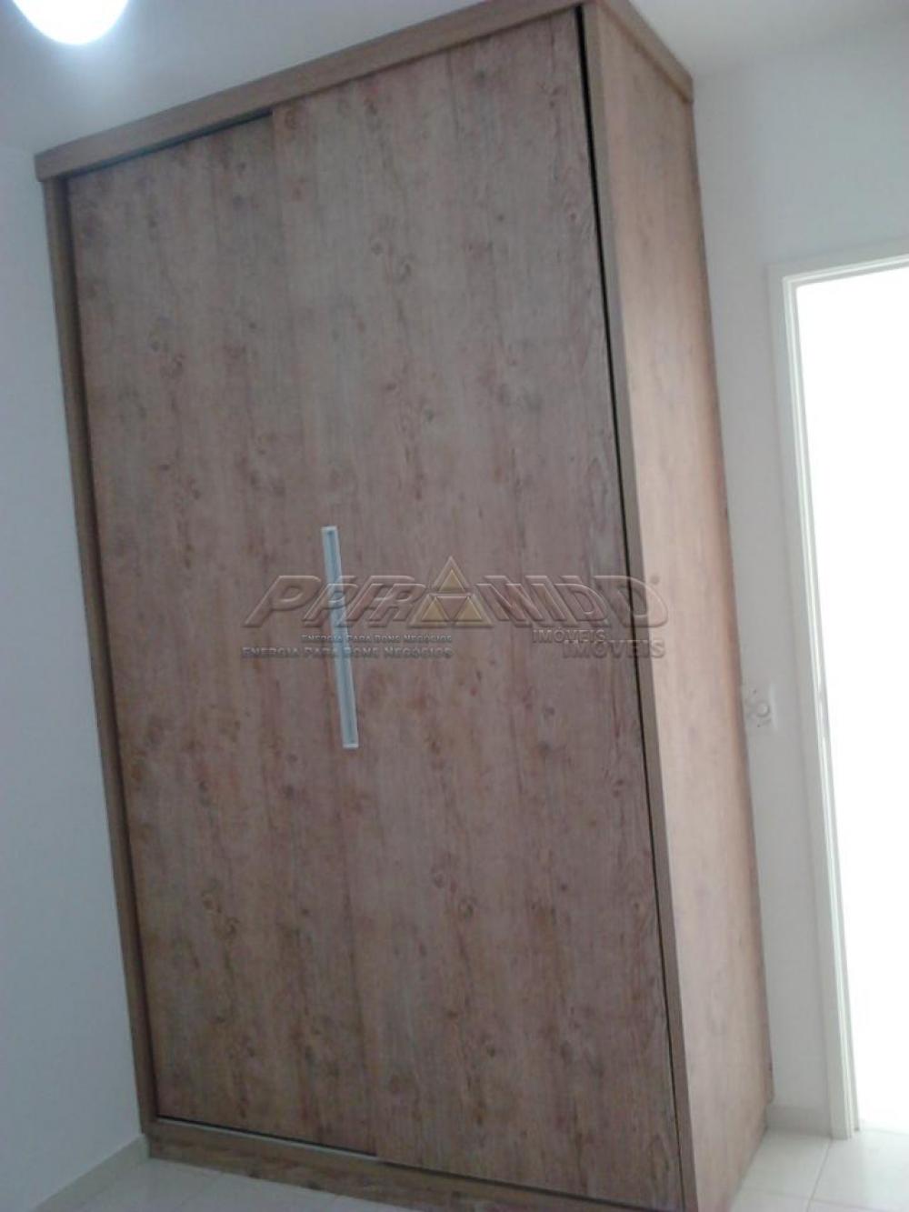 Alugar Apartamento / Padr&atilde;o em Ribeir&atilde;o Preto R$ 1.200,00 - Foto 4