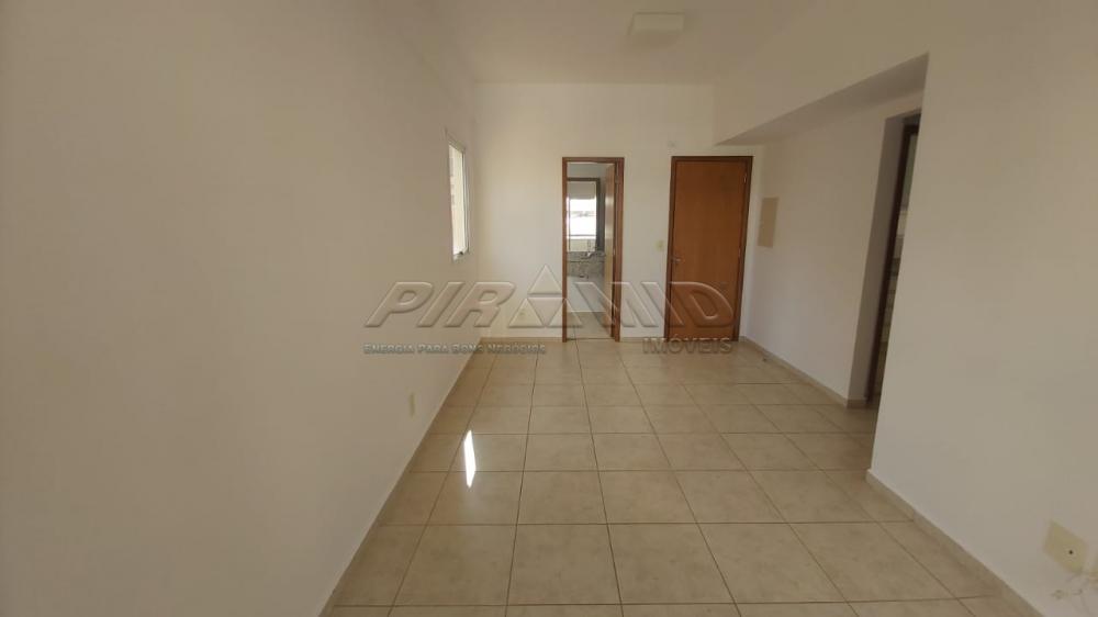 Alugar Apartamento / Padr&atilde;o em Ribeir&atilde;o Preto R$ 1.400,00 - Foto 2