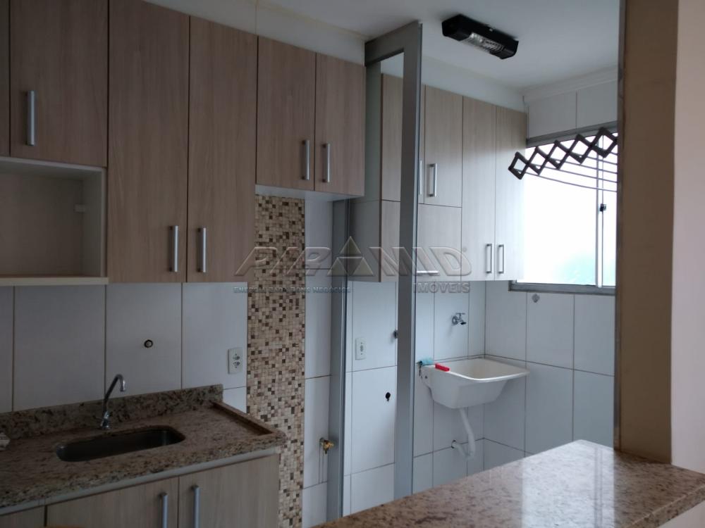 Alugar Apartamento / Padr&atilde;o em Ribeir&atilde;o Preto R$ 880,00 - Foto 15