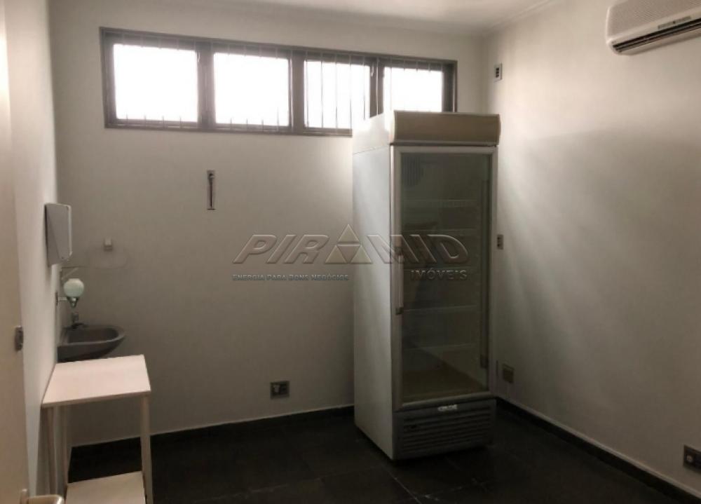 Alugar Comercial / Sala em Ribeir&atilde;o Preto R$ 2.500,00 - Foto 3