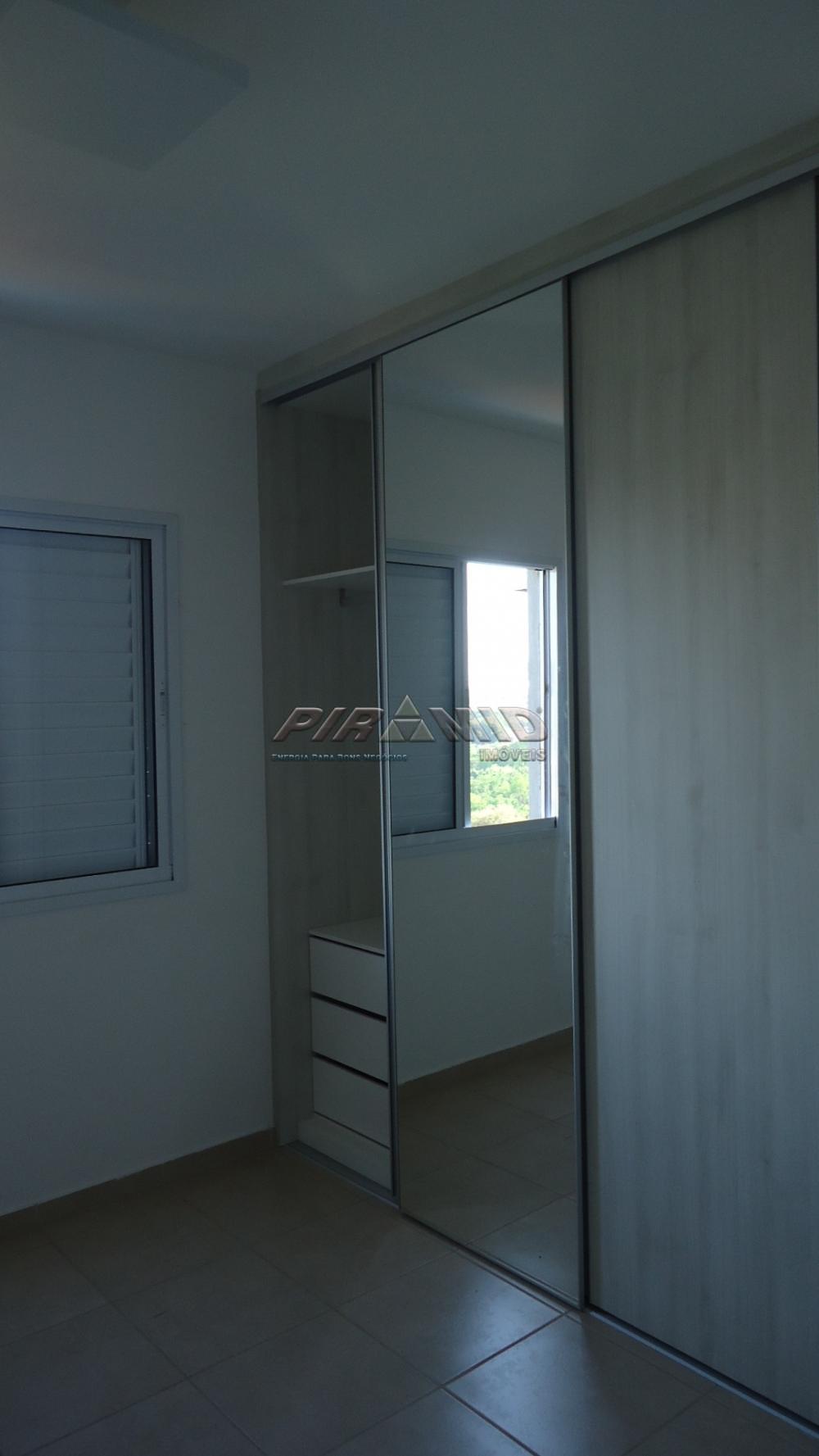 Alugar Apartamento / Padr&atilde;o em Ribeir&atilde;o Preto R$ 2.000,00 - Foto 4