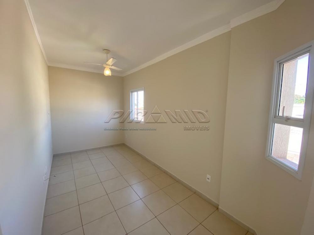 Alugar Apartamento / Padr&atilde;o em Ribeir&atilde;o Preto R$ 1.600,00 - Foto 1