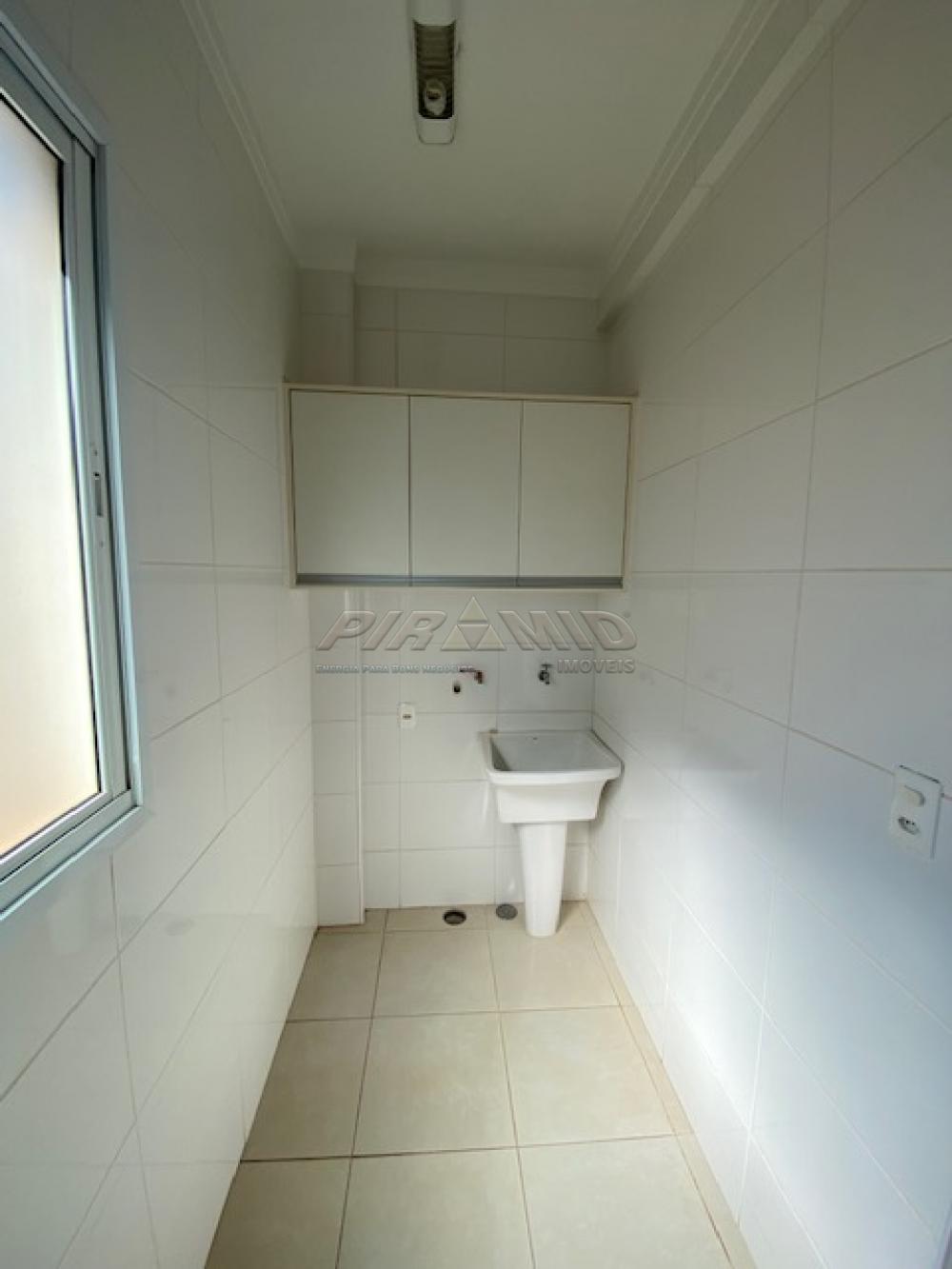 Alugar Apartamento / Padr&atilde;o em Ribeir&atilde;o Preto R$ 1.600,00 - Foto 16