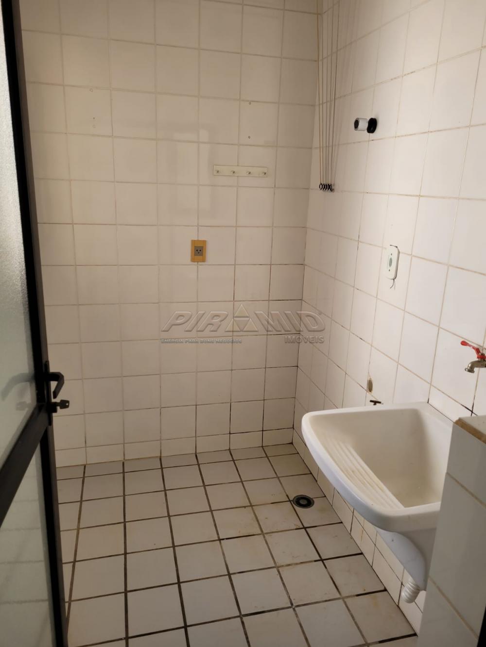 Alugar Apartamento / Padr&atilde;o em Ribeir&atilde;o Preto R$ 1.100,00 - Foto 8