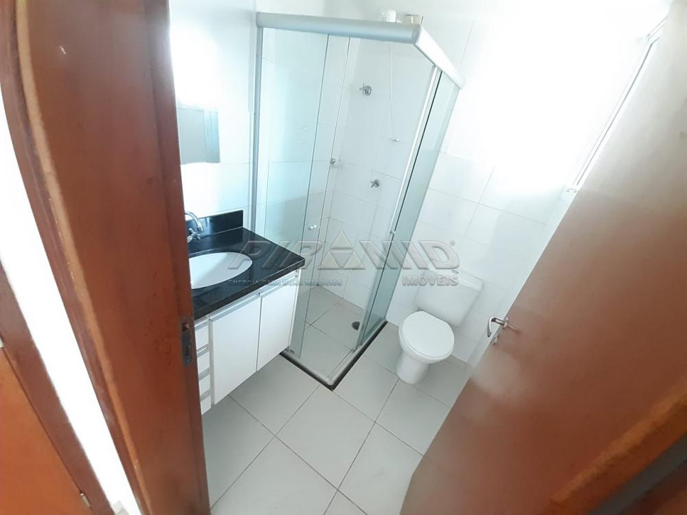 Alugar Apartamento / Padr&atilde;o em Ribeir&atilde;o Preto R$ 1.200,00 - Foto 4