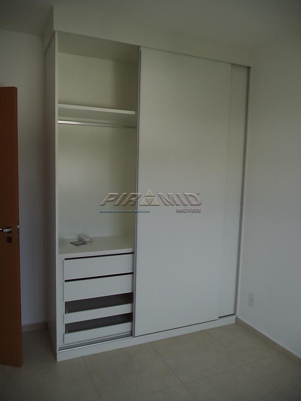 Alugar Apartamento / Padr&atilde;o em Ribeir&atilde;o Preto R$ 2.600,00 - Foto 4