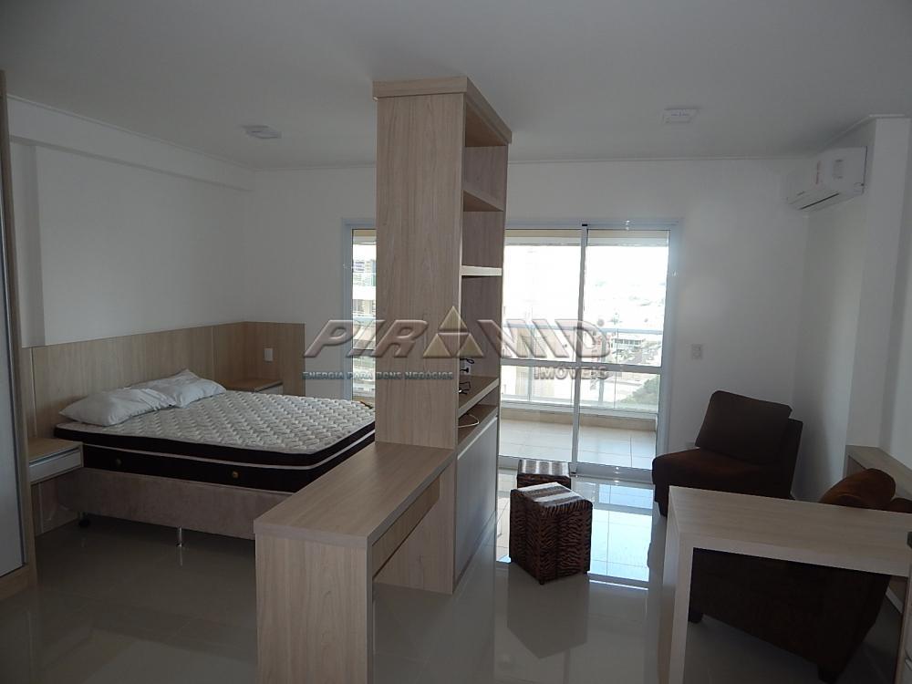Alugar Apartamento / Flat em Ribeir&atilde;o Preto R$ 1.800,00 - Foto 1
