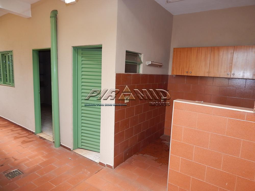 Alugar Casa / Padr&atilde;o em Ribeir&atilde;o Preto R$ 1.600,00 - Foto 17