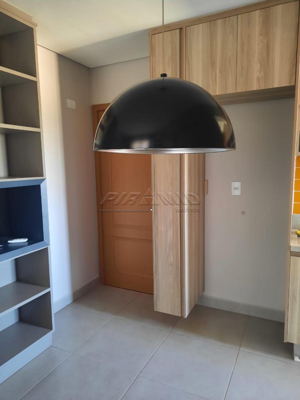 Alugar Apartamento / Padr&atilde;o em Ribeir&atilde;o Preto R$ 1.800,00 - Foto 2