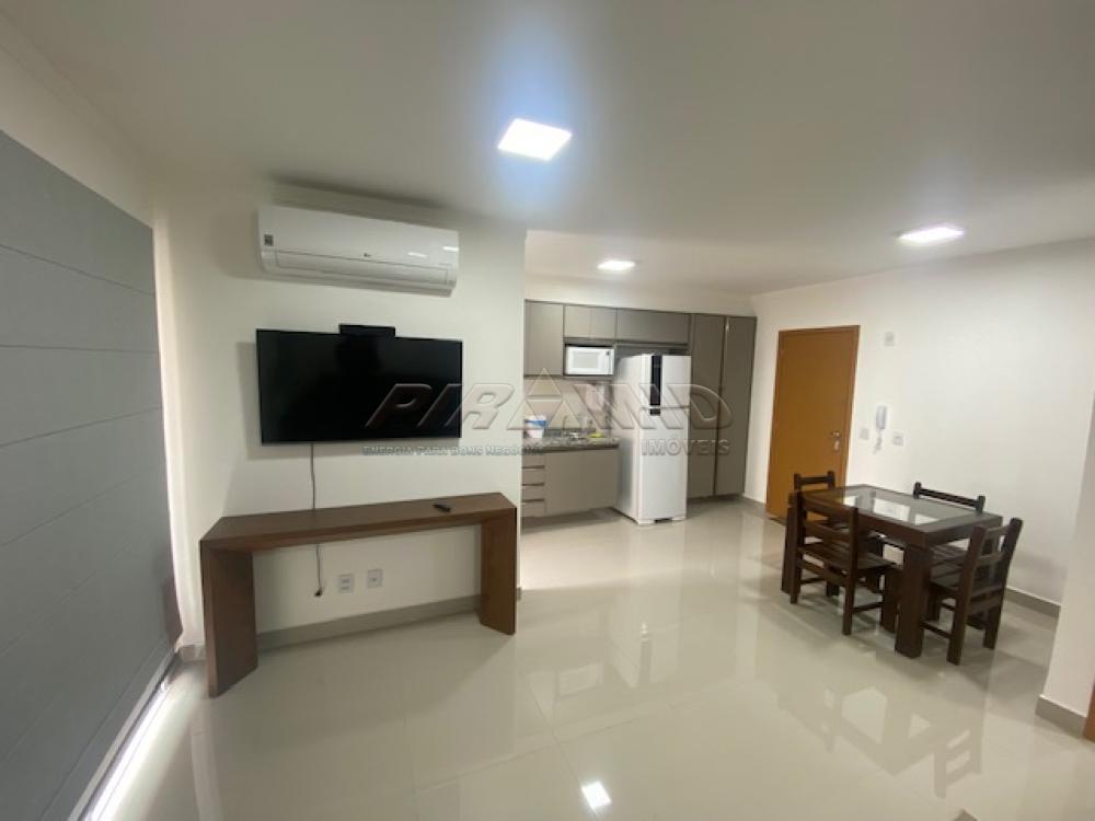 Alugar Apartamento / Padr&atilde;o em Ribeir&atilde;o Preto R$ 2.300,00 - Foto 3