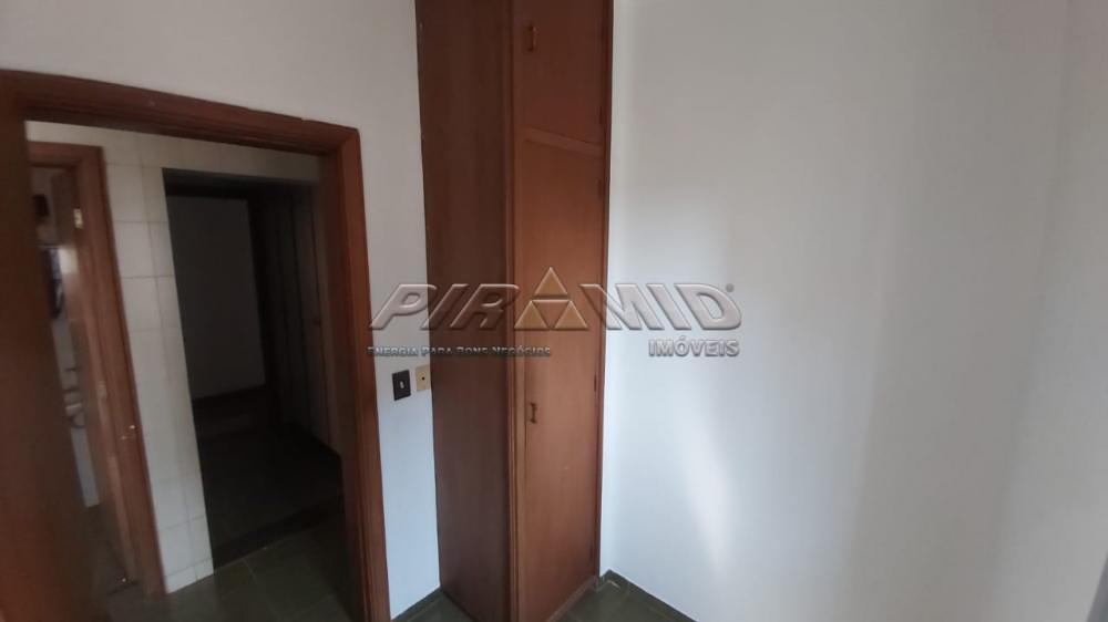 Alugar Apartamento / Padr&atilde;o em Ribeir&atilde;o Preto R$ 2.500,00 - Foto 33