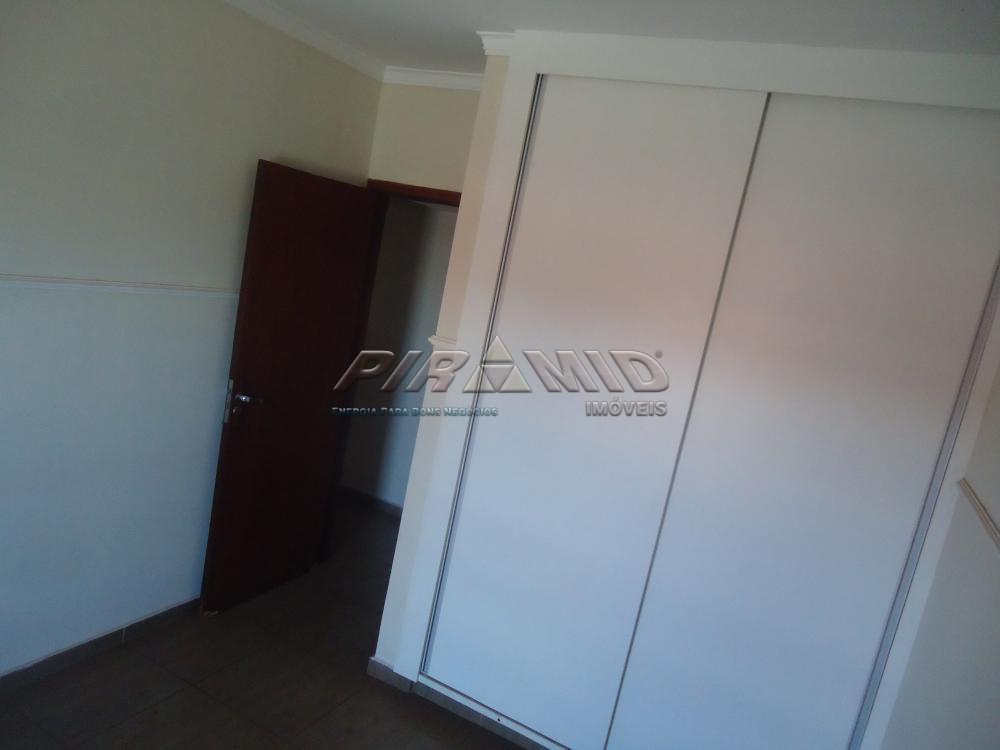 Alugar Apartamento / Padr&atilde;o em Ribeir&atilde;o Preto R$ 1.100,00 - Foto 3