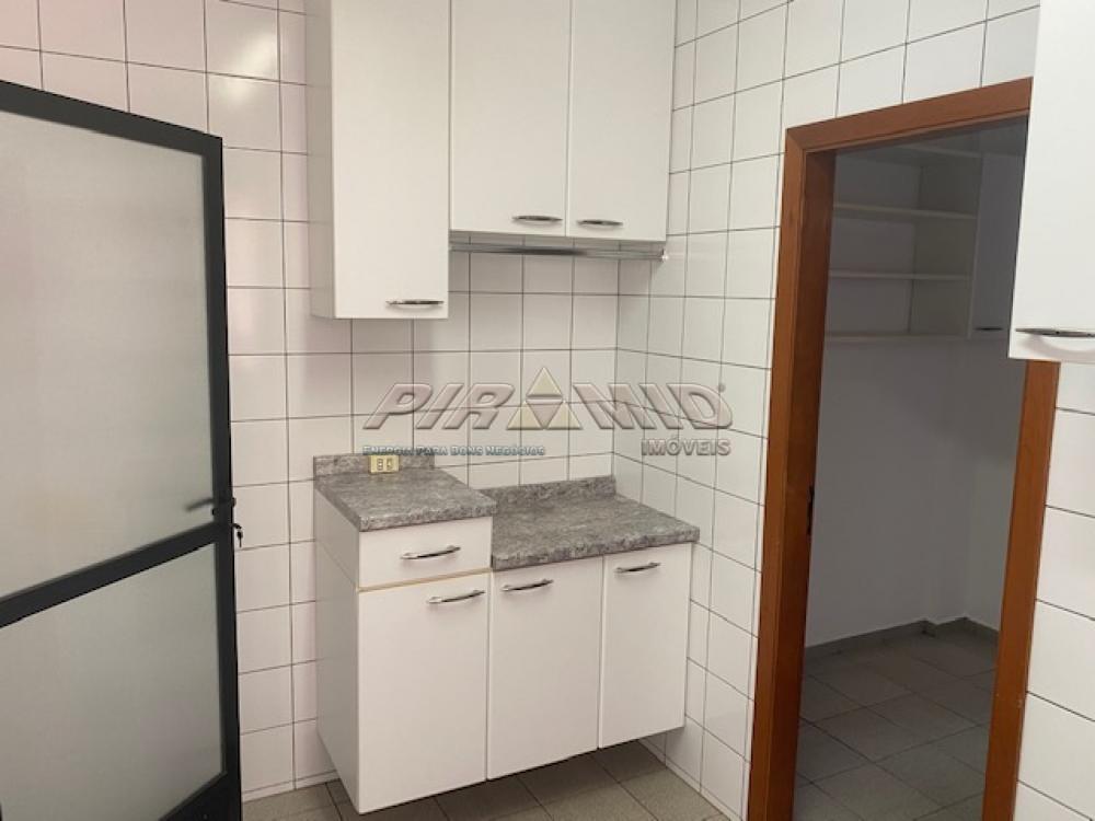 Alugar Apartamento / Padr&atilde;o em Ribeir&atilde;o Preto R$ 2.000,00 - Foto 12